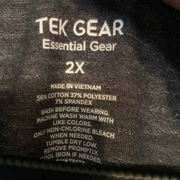 Tek Gear Gray Long Sleeve Zip Up with Thumb Holes Grey Size 2X - Picture 2 of 4